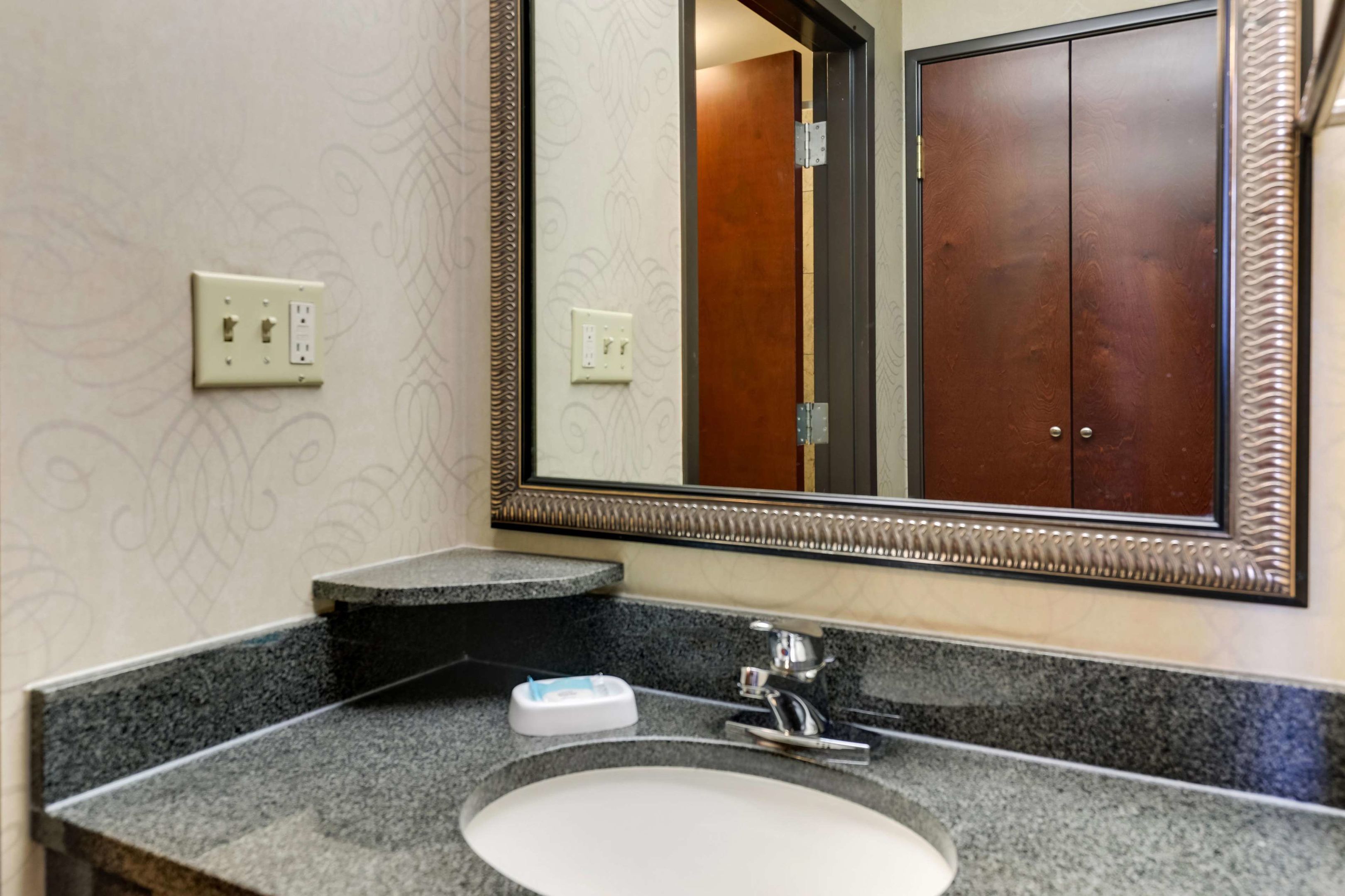 豪华大床间 - 带2张大床