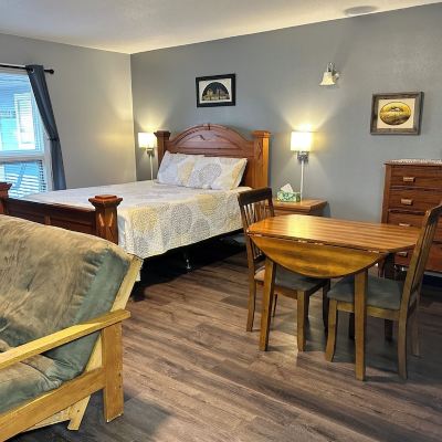 Family Suite Pelican Motel Promo Code