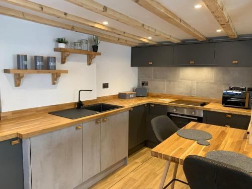 The Old Post Office One-Bedroom House