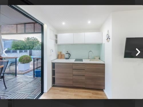 带露台一室公寓