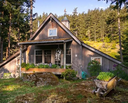 Cottage-in-the-Barn on Dragonfly Farm Hoteles en Eastsound