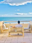 Résidence La Corniche, 70m2 apartment with full sea view, air-conditioning, wifi, garage.
