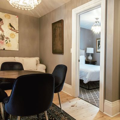 Design Suite, 1 Queen Bed with Sofa Bed Merrill House Promo Code