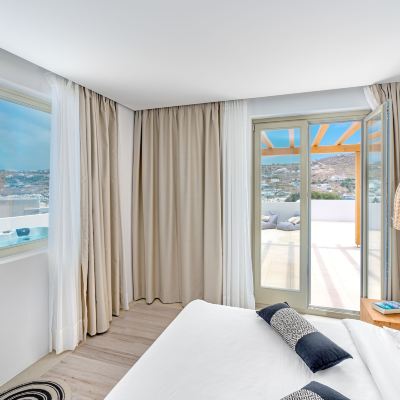 Executive Suite with Hot Tub Mykonos Cactus Promo Code