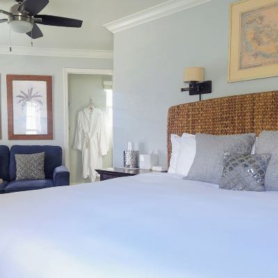 Room (Grand Bahama) Capitola Hotel Promo Code