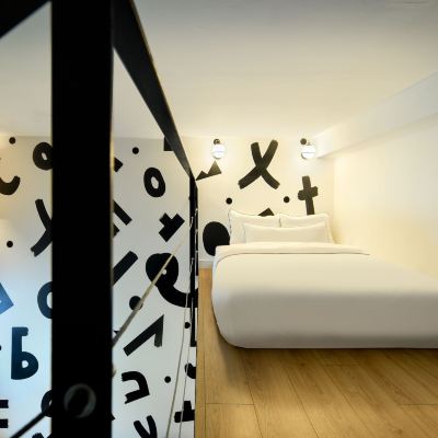 Studio with Gallery Pixel - an Autonomous Hotel by Loginn Promo Code