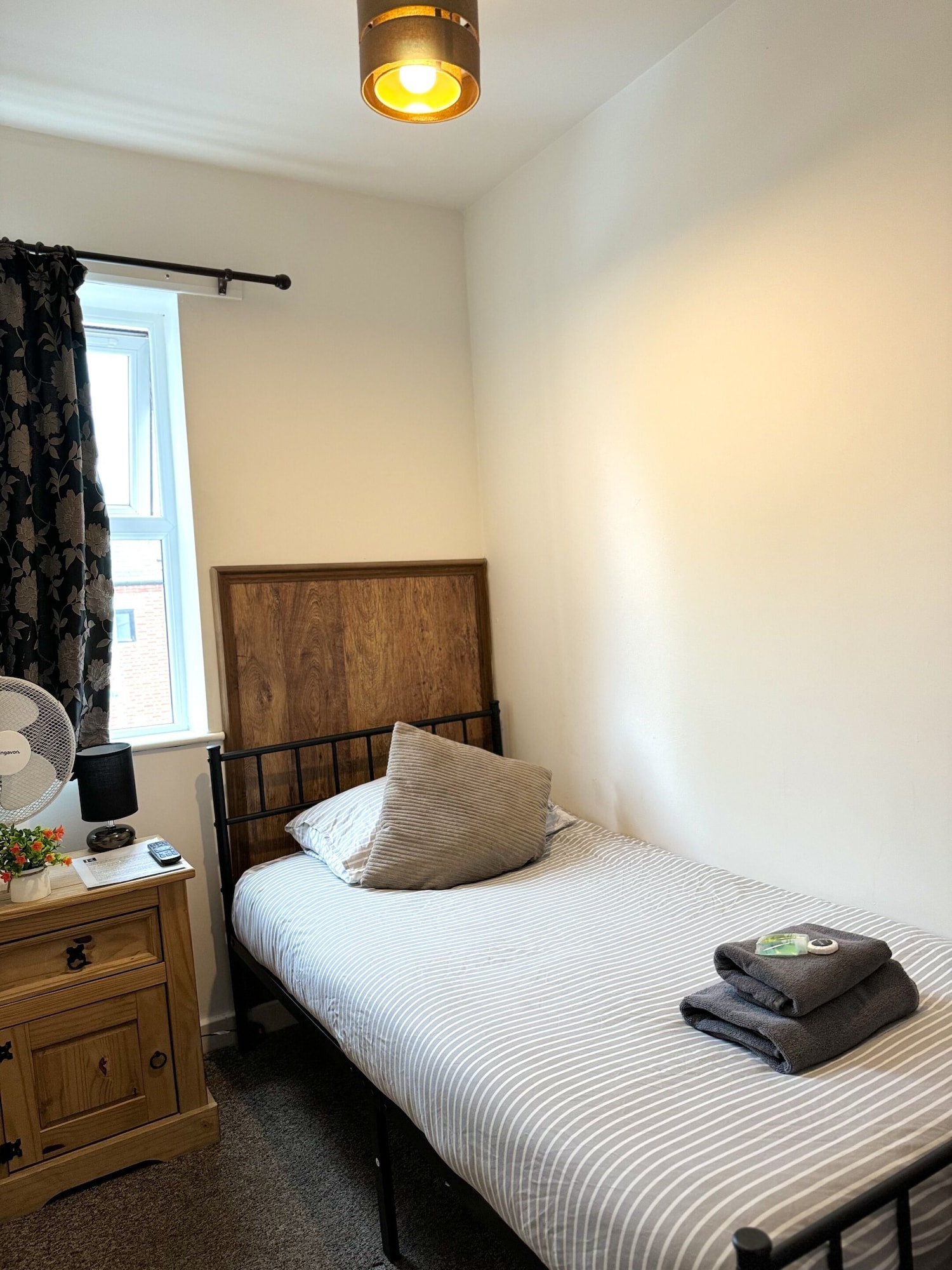 经济单人间 - 带独立浴室