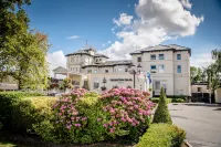 Thornton Hall Hotel & Spa Hôtels à : 