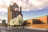 Marcus Whitman Hotel