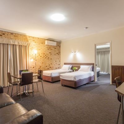 Two Room Motel Suite Highlander Motor Inn Promo Code