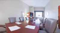 Holiday Inn & Suites GOODYEAR - WEST PHOENIX AREA by IHG