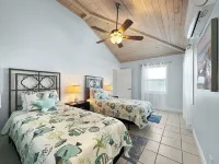 Pet Friendly, Golf Cart Included, Eleuthra Villa, Treasure Cay, Bahamas Hôtels à : 