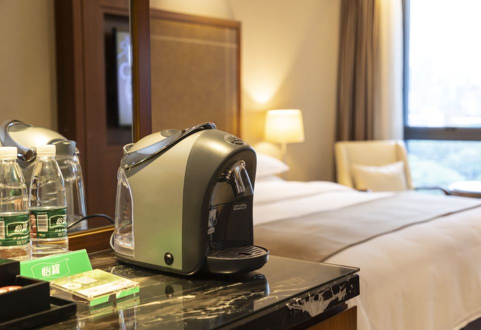 The L'Hermitage Hotel ShenzhenDeluxe Queen Room