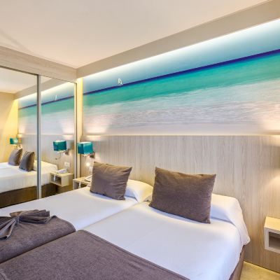 One-Bedroom Apartment with Pool View(2 Adults+2 Children) Benalmádena Palace - Hotel Spa Promo Code