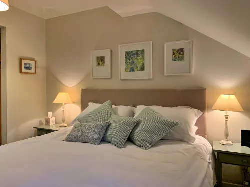 Cottage in North York Moors with Scenic Trails