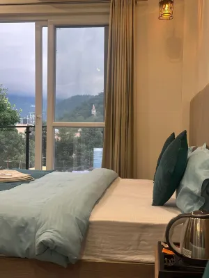 Yes Hotel by the Ganges Rishikesh