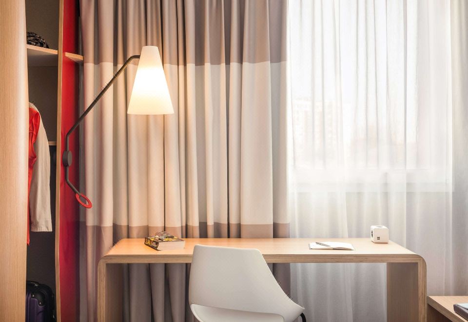 标准间 - 双人床和1张梳化床