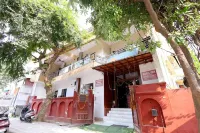 Basil Inn Near to Taj Mahal