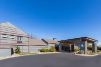 Endeavor Inn & Suites, Trademark Collection by Wyndham Hotels in 