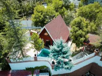 ÇELİK Resort Отели в г. 