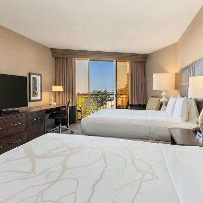 Coastal Golf View Two Queen Room Hilton La Jolla Torrey Pines Promo Code