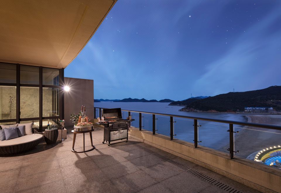 豪华房 超大床 开放式套房