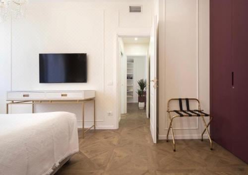 Madonna Montecchi Luxury Suite in Verona One-Bedroom Apartment