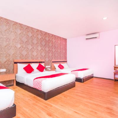 Suite Eksekutif Kupon OYO 504 Hotel Aromas Kulai