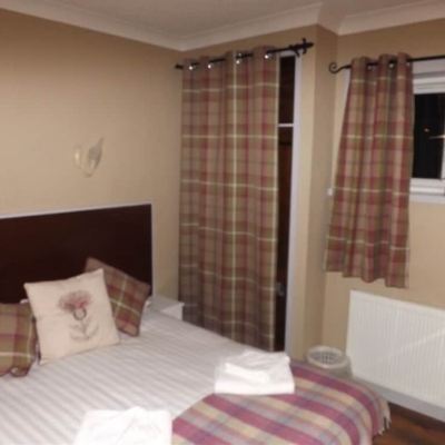 Basic Double Room with Shared Bathroom Lomond Park Hotel Promo Code