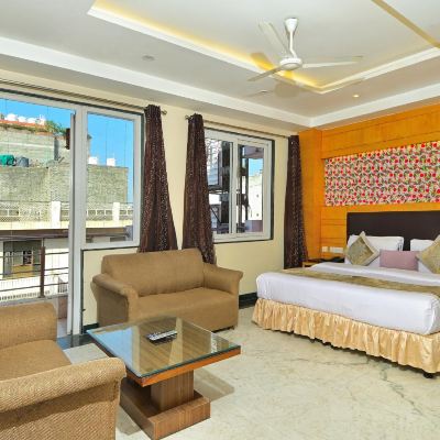 Suite Room With Living Area Hari Piorko Inn Express Promo Code