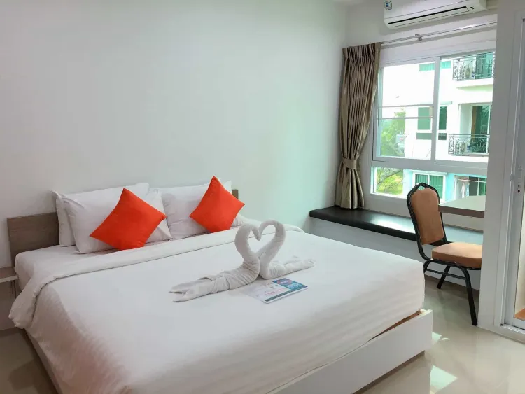 ห้องสแตนดาร์ด เตียงใหญ่ 1 เตียง