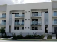 Direct Collective - Breeze on Brightwater Hotels in Mooloolaba