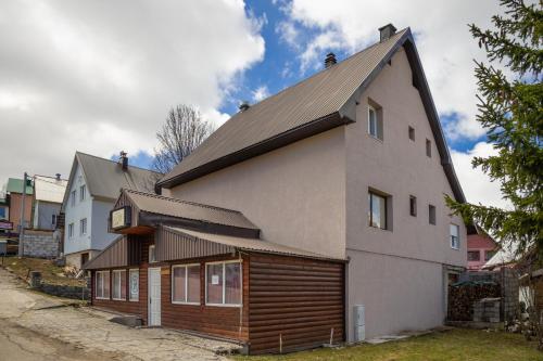 一卧室公寓 - 带露台