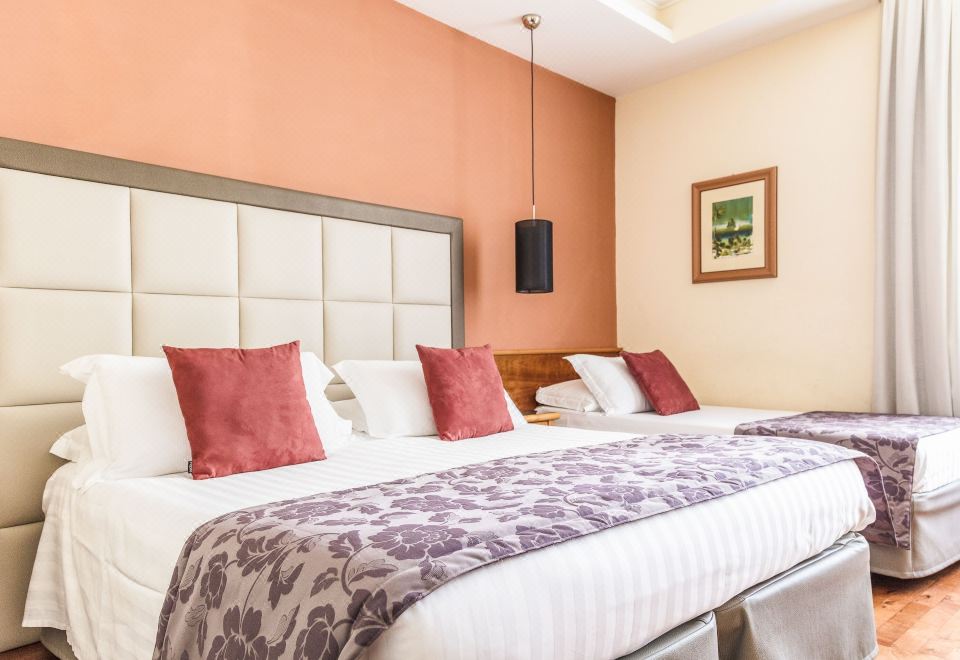 Vibe Nazionale Deluxe Room City View With Balcony