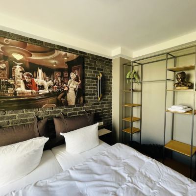 Design Double Room IQ Hotel Promo Code