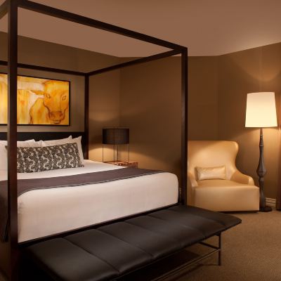 King Suite-Non-Smoking Hotel Contessa Promo Code