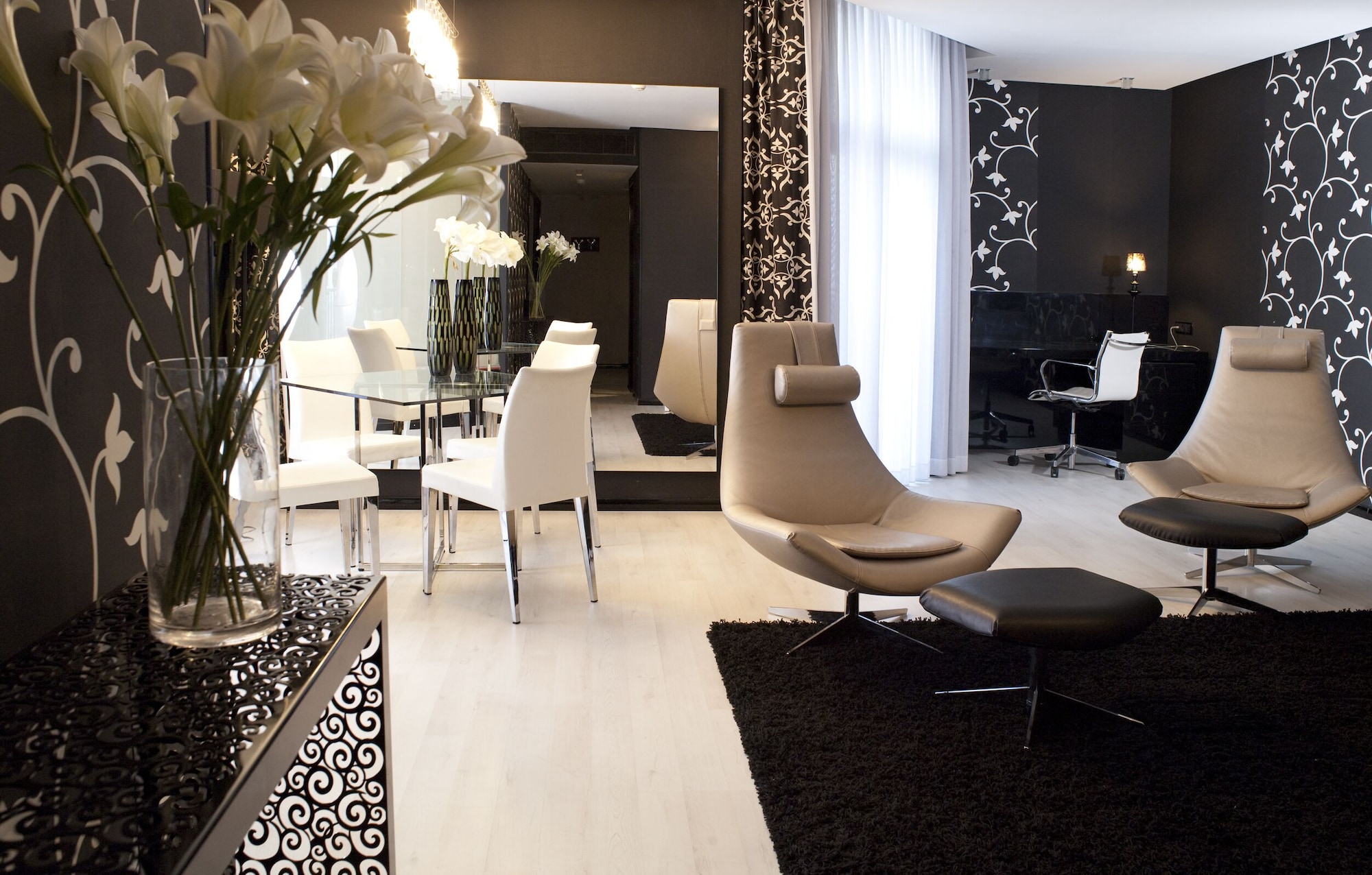 高级套房带阳台