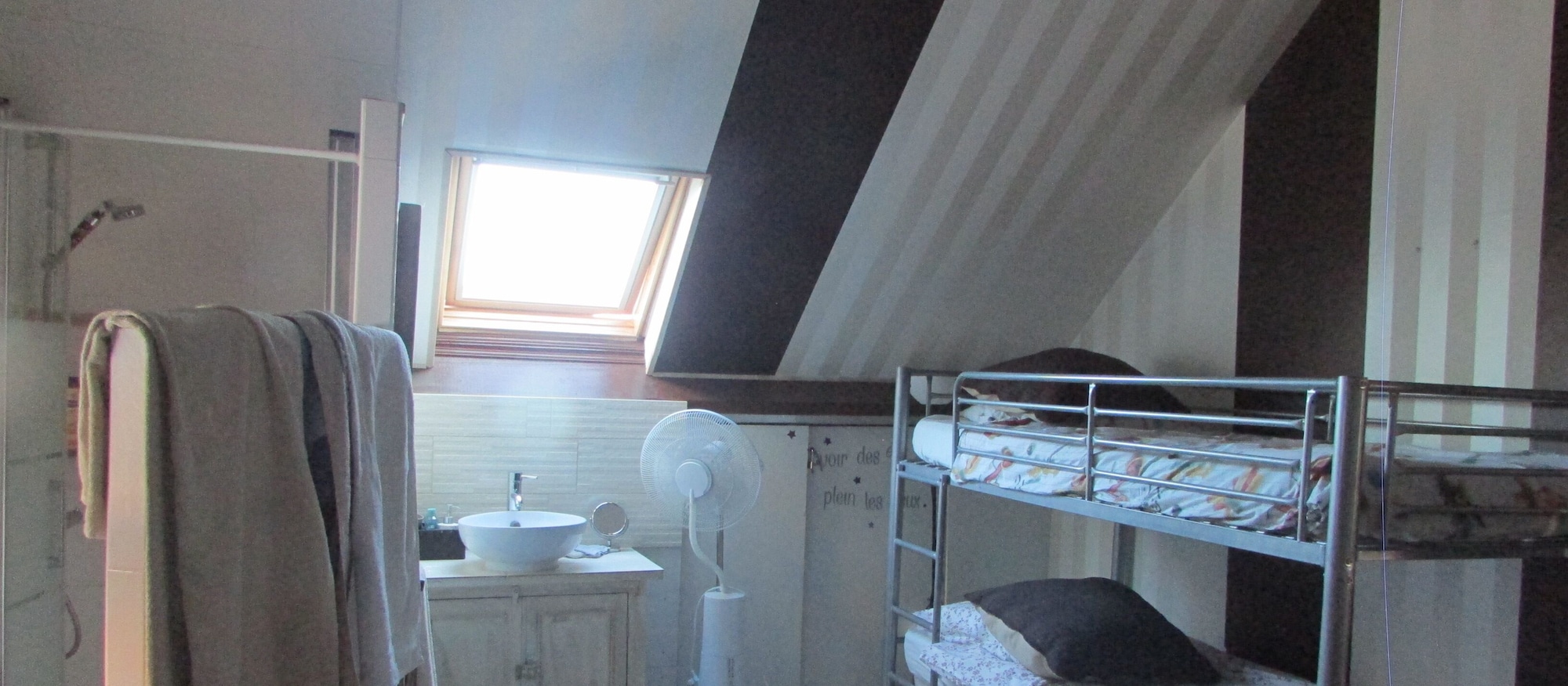 家庭房， 多张床 （La Grange）