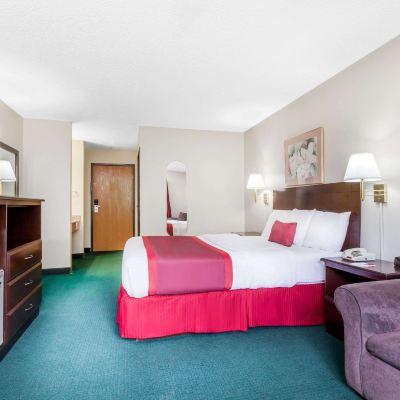 Queen Room - Non-Smoking Ramada Worldwide Promo Code