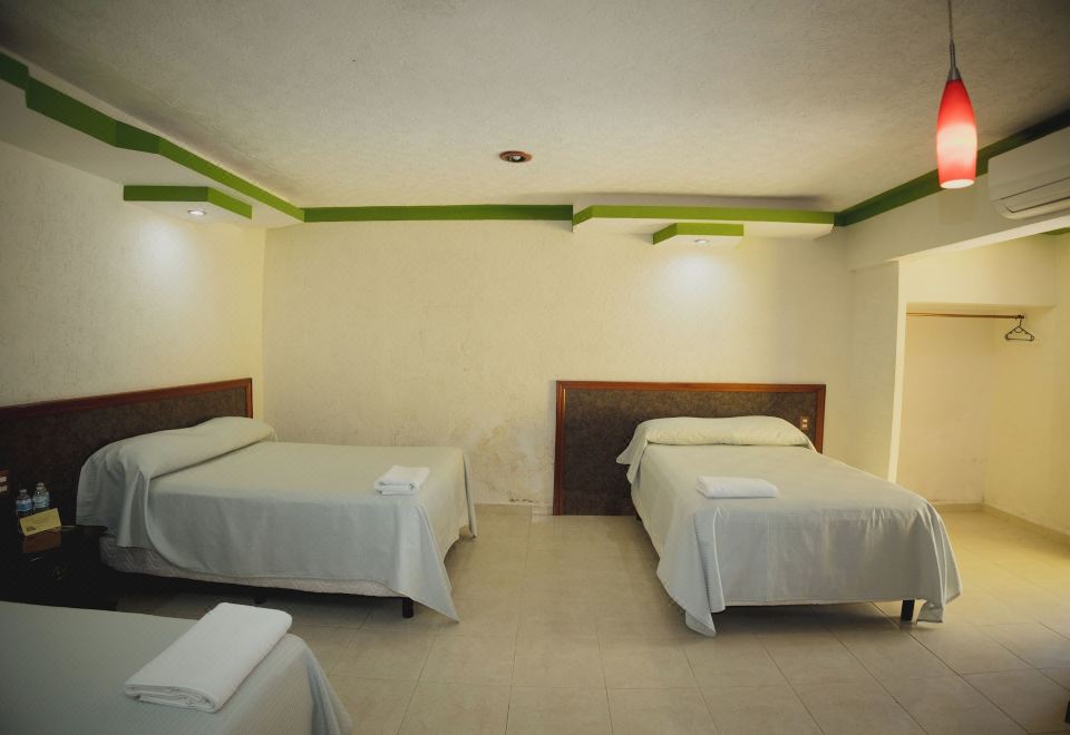 Nicte Ha CampecheSuperior Family Room