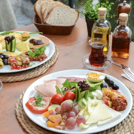 MİLLS Hotel