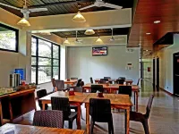 Acacia Garden Inn
