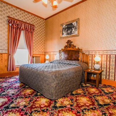 Deluxe Historic Suite, 1 King Bed (2nd Floor) Irma Hotel Promo Code
