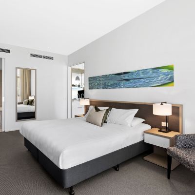 King Suite Flinders Hotel Promo Code