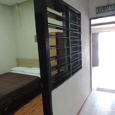Small Double Room With Shared Bathroom Kupon Cameronian Inn