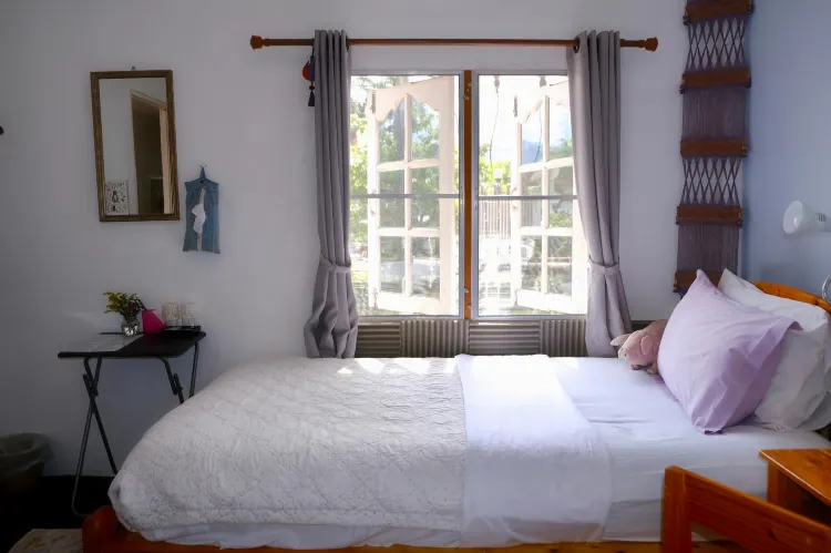 เตียงแฝด ห้องพร้อมเครื่องปรับอากาศ