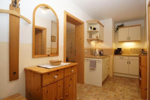 一卧室公寓（带阳台）