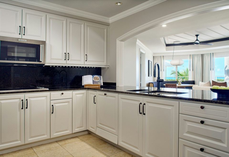 蛋白石或藍寶石海邊雙臥室總統套房