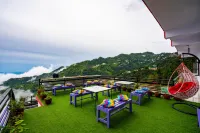 Gostops Mussoorie, Library Road