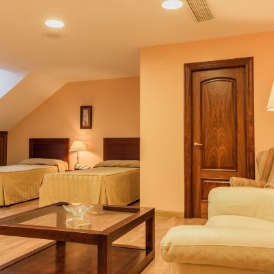 Family Room (2 Adults + 2 Children) Sercotel Guadiana Promo Code